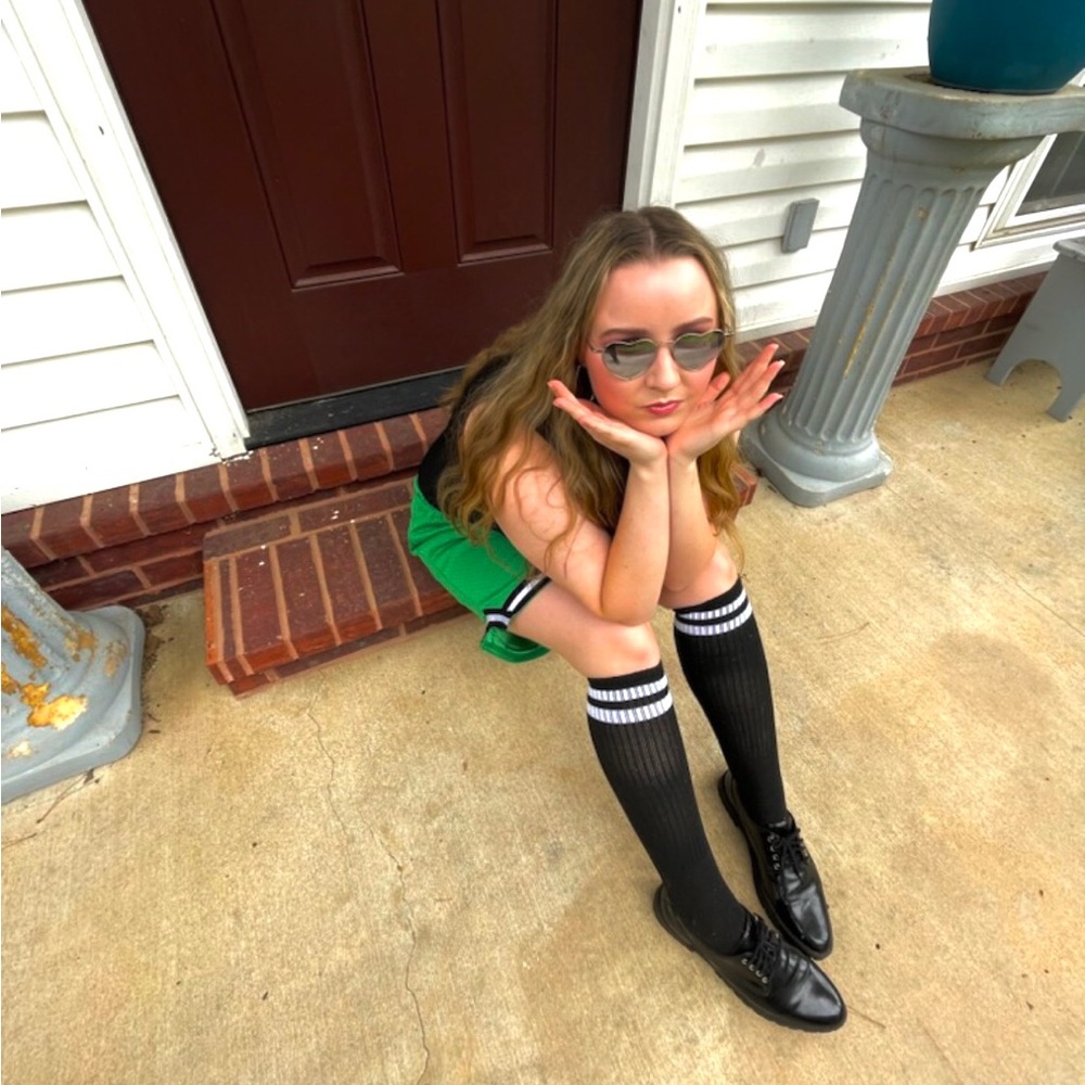 Meet your Posher, Carly